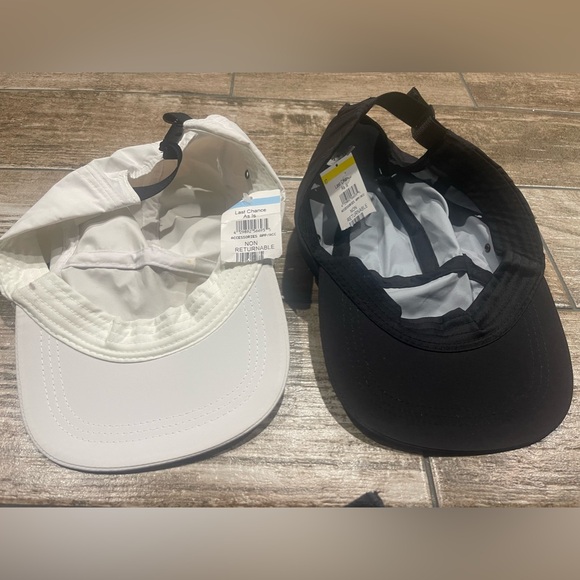 🧢☀️Abound Women’s Summer Hats Bundle 2-Pieces Black & White One Size 🧢☀️ - Picture 4 of 6